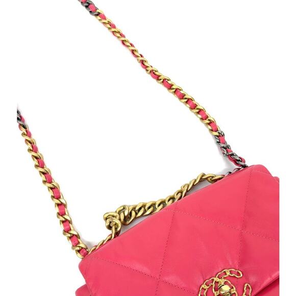 CHANEL Medium Pink 19 bags C-A22653 - Picture 7 of 11